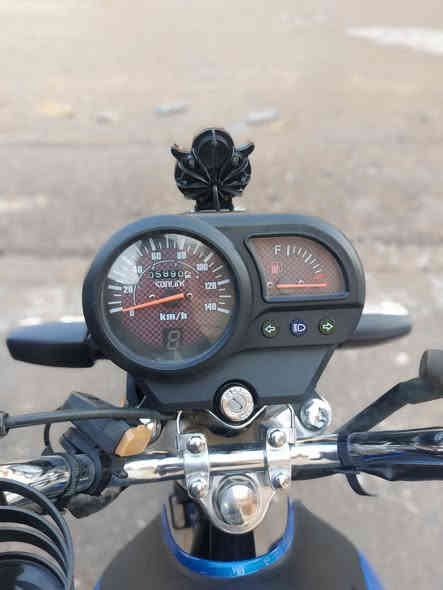 سلام عليكم دراجة سولنك موديل 24 دراجة جاهزة فول نكرة سلف كهربائيات كلة شغال دراجة زيرو ما متعوبة محركه 200 سيسي ثاني تبديلة دهن السعر  700 بيها مجال مكان تكريت حي الجمعية *********** دراجة زيرو شرط الفحص
