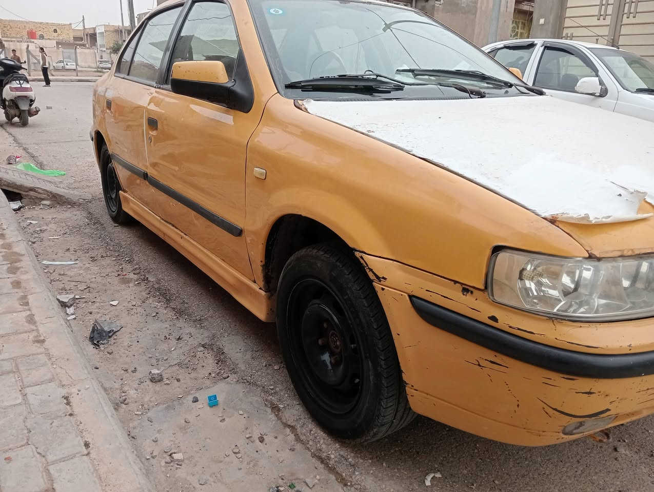 السلام عليكم سياره مديل2011باسمي رقم بغدادسنويه صاقطه شهرلعاشرمكينه جديده تبريدجديدحداديه خلفيه واماميه جديده ومابيه اي ضربه لسعر32وبيه مجال قليل متواجدعل عل واتساب***********
