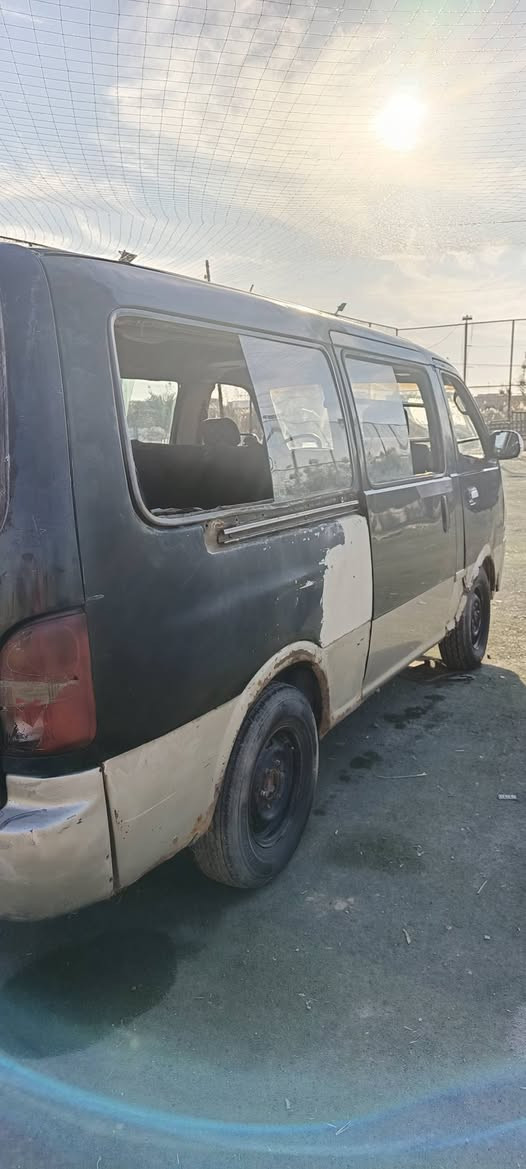 السلام وعليكم سياره بريجو موديل 96مكينه وكير وكس شرط حداديه جديد تخم تاير سياره جاهزه كرهبايات شغاله    دوشمه وكاعيه جدد سعر 30مكان ديوانيه *********** مكلف بل نشر
