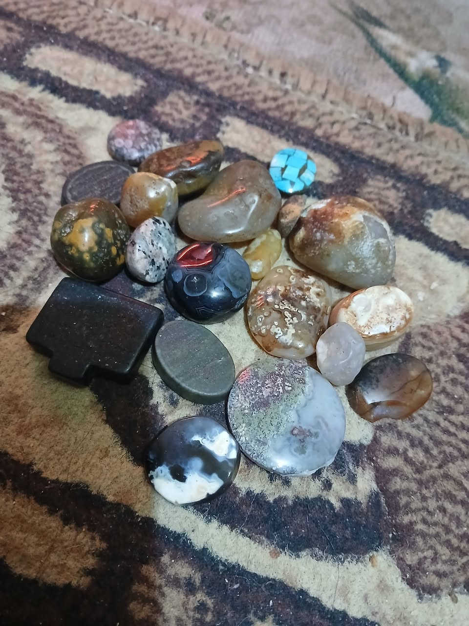 سعرهن ١١٠ الف بدون عمله ار٤ خواتم وحجار وياهن المكان قضاء شاميه لا يوجد توصيل


**إذا كنت صاحب هذا الإعلان وتريد حذفه لأي سبب، رجاءا أرسل رسالة إلى الدعم الفني**