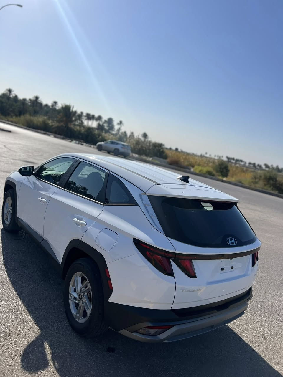 سلام عليكم توسان 2025 دخول جديد أمريكي  حادث بسيط مقدمه البنيد صبغ والجاملغ راجع نفس موضح ب الصور راديتر مملعوب بي ؏وضعه ماشيه13 الف بدون ايرباك 
موصفاته 
بصمه 
بصمه أبواب 
مكينه 2:5
رادار امامي جانبي خلفي 
دشبول متصل 
شاشه كارب بلي 
كأمره خلفيه 
قياده ذاتيه 
إطفاء ذاتي 
سايد بريك بصمه 
لد نهاري ليلي 
فور ويل 
205 وبي مجال 
مكانه / الحله 
هـ/***********

ملاحظه / السياره بدون رقم تترقم جميع المحافظات
