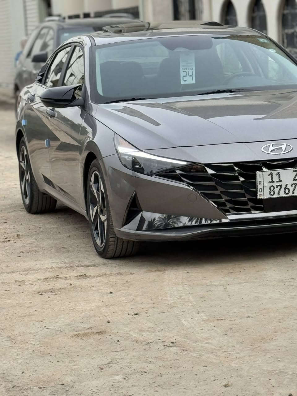 سلام عليكم
للبيع فقط بدون مراوس 
النترا 2023 لمتد فول مواصفات بجم كبس 
رقم بغداد بسمي هزه جديده 
حادث فقط دعاميه خلفيه وراجعه نفسها و شبر بارد بجنطه بدون تبديل بدون صبغ بدون ارباك سياره جديده معنى كلامه 
محرك 2000 دوش ماشيه 15 الف ميل زيرو 
مواصفات 
فتحة سلايت روف 
بصمه ابواب ذكيه 
كشنات جلد 
كشن كهرباء 
تدفئه كشنات 
سايد بريك بصمه 
اشاير بالمري 
اناره داخليه بالدشبول متغيره 
شاشه دجتال متصله 
لايت 3 عدسات بلادي 
رادات امامي و خلفي 
حساسات خلفيه 
تحديد مسار 
سياقه ذاتيه 
اوتو هولد 
شاحن وايرليس 
سستم صوت bose 
جنطه ذكيه 
تشغيل عن بعد 
#السعر 168   بيها مجال بسيط سياره جديده و فول بدون نقص 
الاستفسار *********** 
مكاني بغداد الدوره
