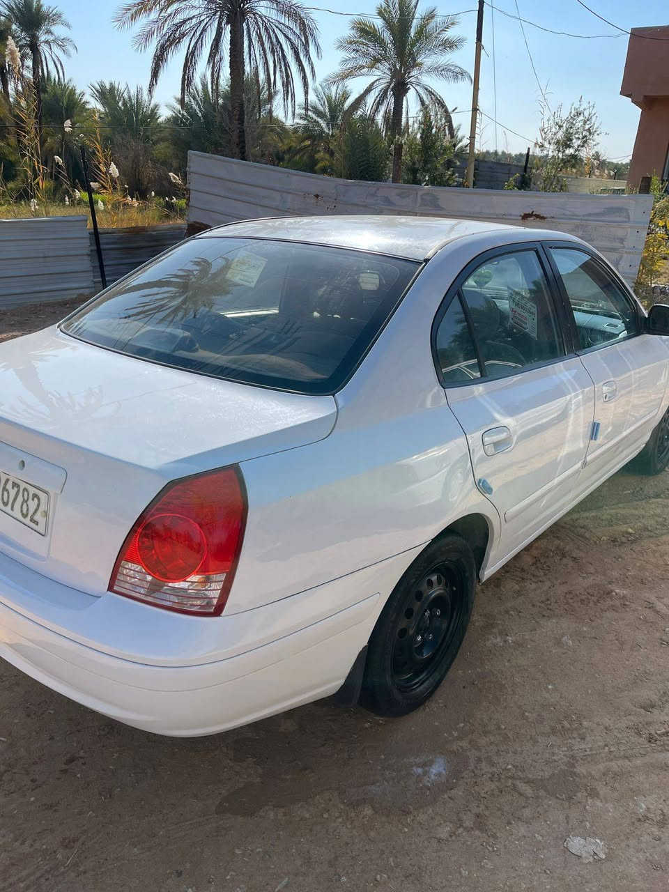 السلام عليكم
الانتره 2006 
مكينه 2000 جديده 
كير جديد تبريد ثلج 
مابيه نقص اي شي كلشي شغال 
بيه صبغ بس اربع قطع سبب الاصبغ خدوش 
السياره جديده كلش مابيه اي نقص 
مكاني كربلاء الحسينيه ***********
السعر 83 بيه مجال كلش بسيط وسونار بيه
