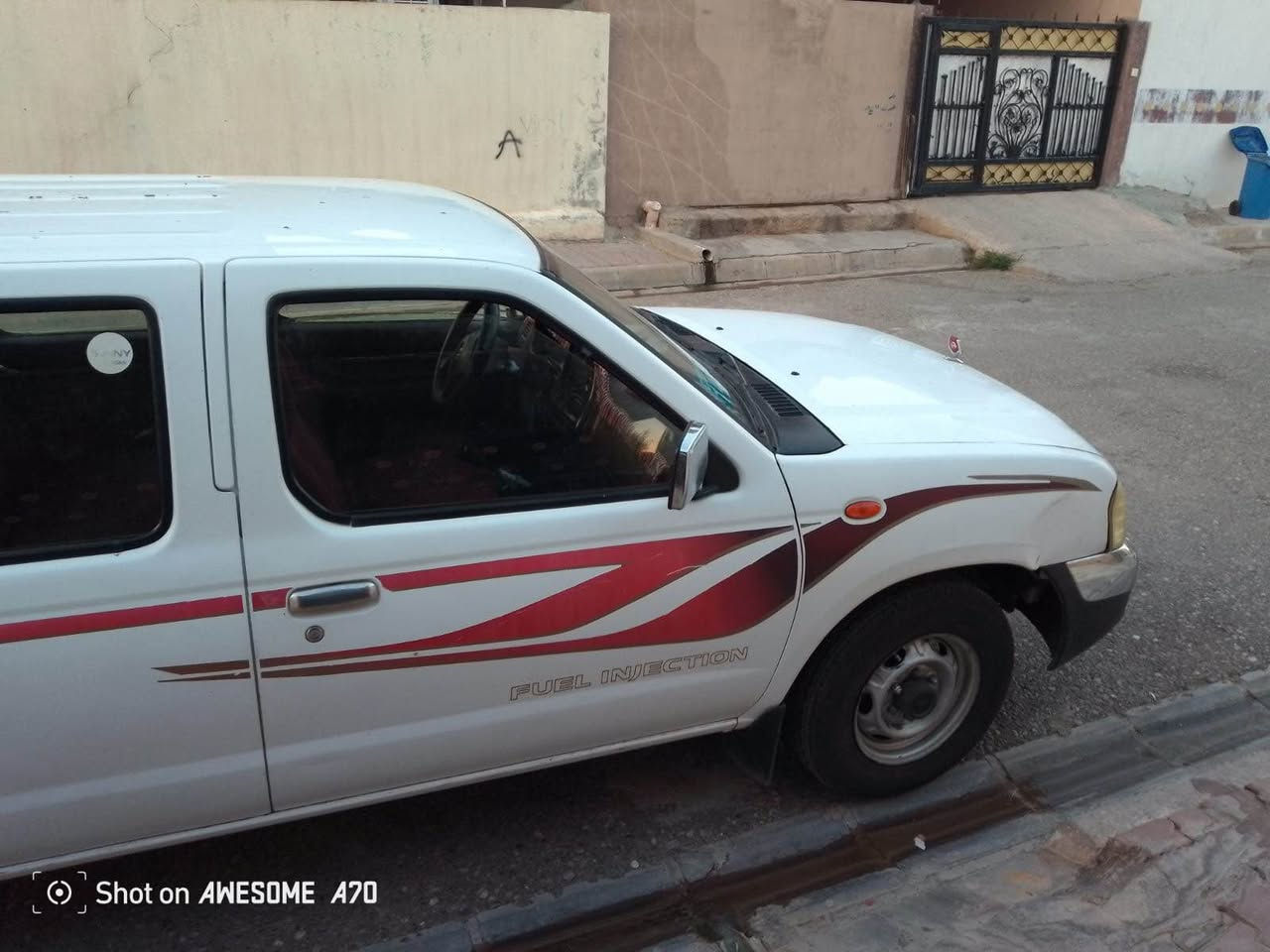 موديل 2007ياباني 
ما بيها اي تبديل أو صبغ 
بيها قليل مقشر بالسقف 
محرك بي صرف قليل 
سنوية باسمي صار أكثر من شهر منتهية 
تايرات  أربعة جديدة قبل اسبوعين شادهم 
تبريد ثلج 
والفحص موجود

للاستفسار الاتصال على الرقم 

***********

*ملاحظة الاتصال او المراسله على الواتساب لن يتم الرد على رسائل الماسنجر كركوك, العراق
