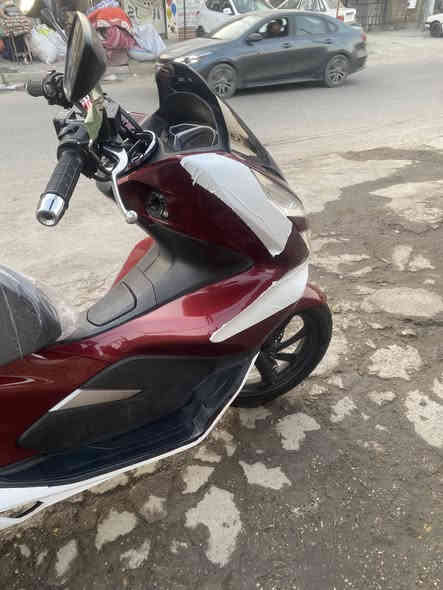 السلام عليكم شباب الدراجه للبيع مكفوله قبل شهر نازله من بيت طارش نضام ABSوتدفئه بل يدات مكينه 150 ياباني زيرو ماشيه 10100 لمعرفه سعر***********المكان بغداد جديده شارع المسبح
