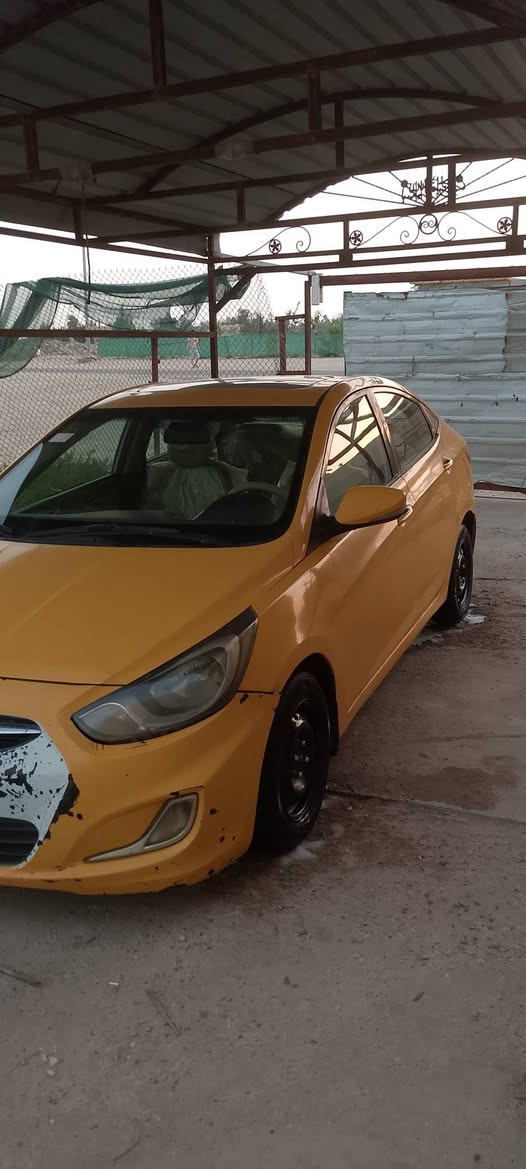 سلام وعليكم هونداي كسند مديل 14 خليجي رقم بصره رعيه يريد تحويل سياره مكينه 1600 بيه نفخه بس لا تنقيص ولا تبخير من لكزوز ماكو عليه هيه وغرامات مليون و200 الف بيه ضربه من وره خفيفه ستيرن بيه شويه ثكل سياره موجوده بل بصره هيه وغرامات عليه سعره 55 وبيه مجال حك جيه ***********
