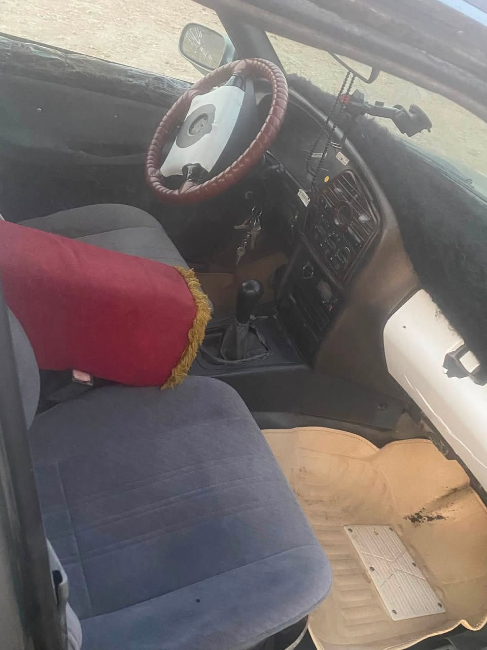 برنس للبيع موديل ٩٦
سيارة جاهزة خير من اللة 
سنوية مجددة  تحويل مباشر 
السعر ٣٣وبية مجال 
***********
