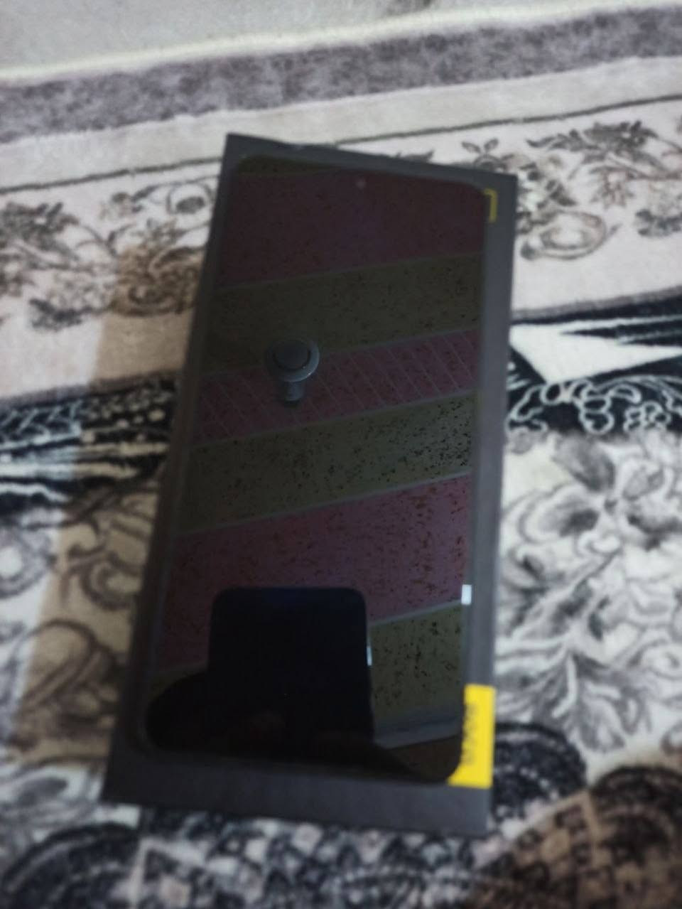 سلام عليكم 
جهاز بوكو x7 برو 
ذاكرة 528 عشوائي 12
ببجي 120 فريم حقيقي 
شاحنتة 90 W
بطاريتة 6500
جهاز مكفول ما مفتوح ما مبدل بي اي شي 
ويا ملحقاتة شاحنتة لصلية وكارتونتة 
جهاز بي مشكلة كامرة لخلفية ما تفوكس مثل ما موضح بلفديو الة الة تبعد زوم وكامرة لمامية شغالة جهاز عدة كامرة مكفول 
سعر 330 بي مجال بسيط جديد مالتة ب 600 رقمي ***********
