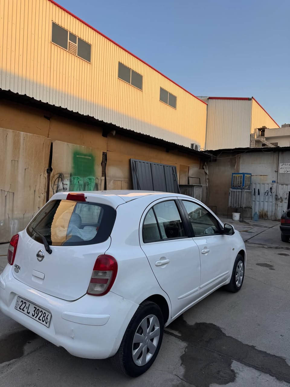 نيسان ميكرا ٤ بستن خليجي ٢٠١٥ جوار بارچه سبوخه بي ژوري بي اربك كير مكينه به شه رت نه كراوه ته وه توندو نرخي ٨٦ كه ميك مجال  *********** أربيل, العراق
