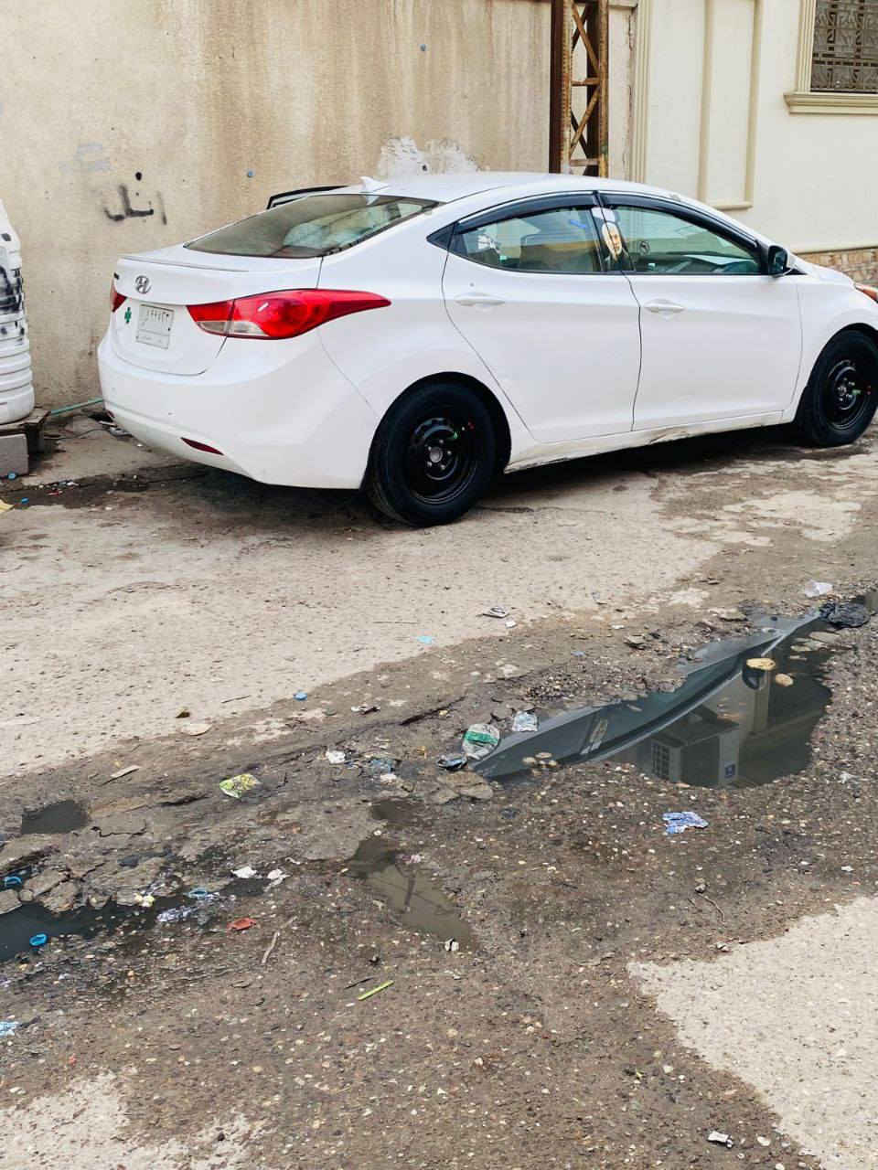 سنوه لل27
راعيه بلتنومه يريد تحويل

وارد امريكي دواخل بيجي

حادث داير  فقط

وتوني شاد الها ويل كب 

وبيه تقشير ربع القماره وصندوك 

ومخلي الهن فابلون 

 الدوس ثنينهن بيهن معجون 

ومفطر  ودوسه بيه طخه

السياره موجود بيه سونار

مكينه كير شرط لا مفتوح ولا بيهن 

مشاكل مكينه 1800

تبريد كل المنضومه كامله فقط طار 

الغاز من الولف 

سياره ااكفلها لك 

من كلبه او عيب  شرعي

سياره مو مال معارض وبيع وشرا

الله شاهد مال  عيشه وخير من الله 

بس محتاج واريد ايع 

السعر 85 وبيه مجال بسيط
***********البصره
