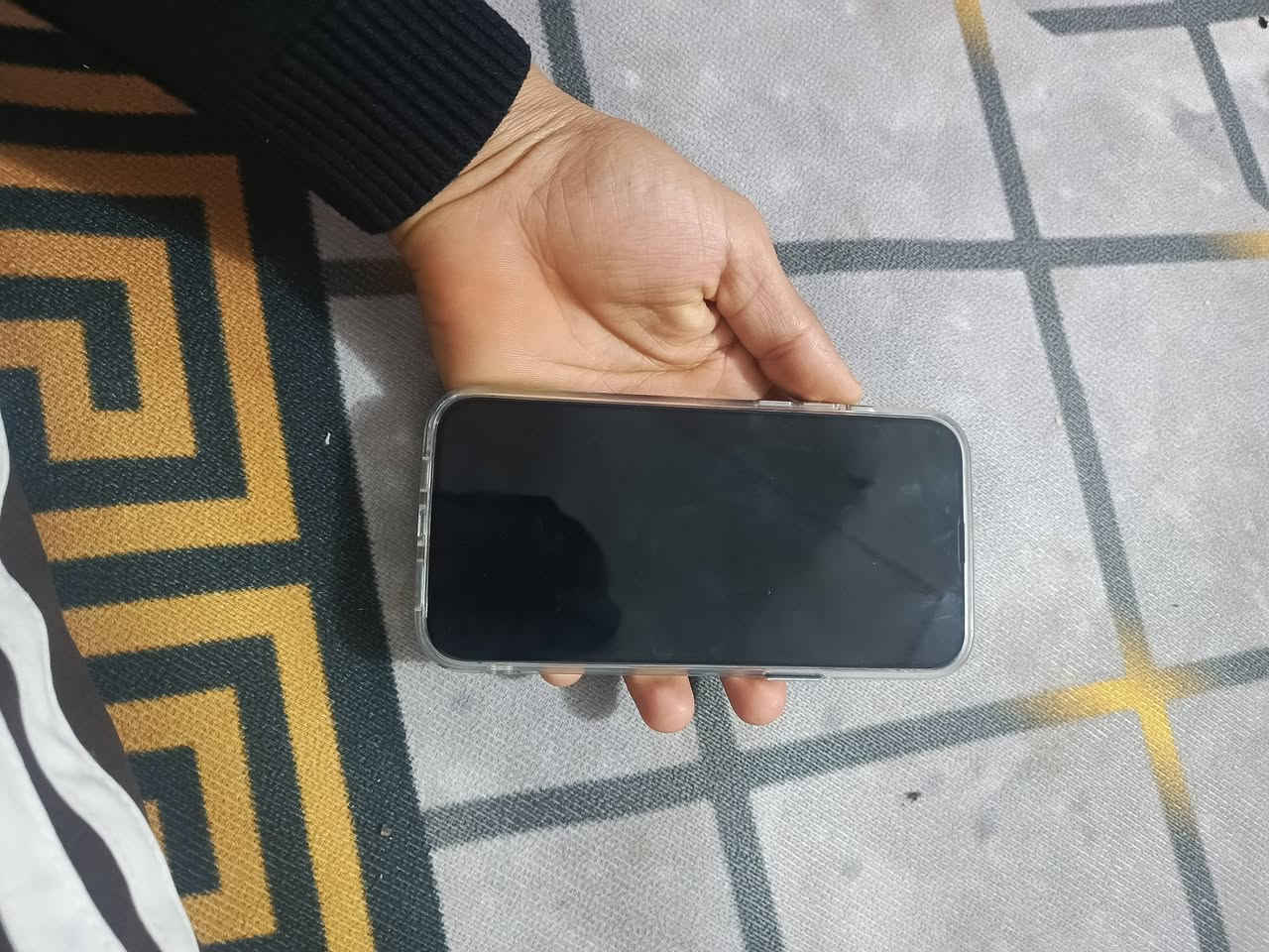 سلام عليكم 13برو ماكس جهاز كلش نضيف جهاز ابد مداخل تصليح كلشي شغال بي بطاريه 86 شرق اوسط عربي
مكاني كربلاء *********** سعر 675
