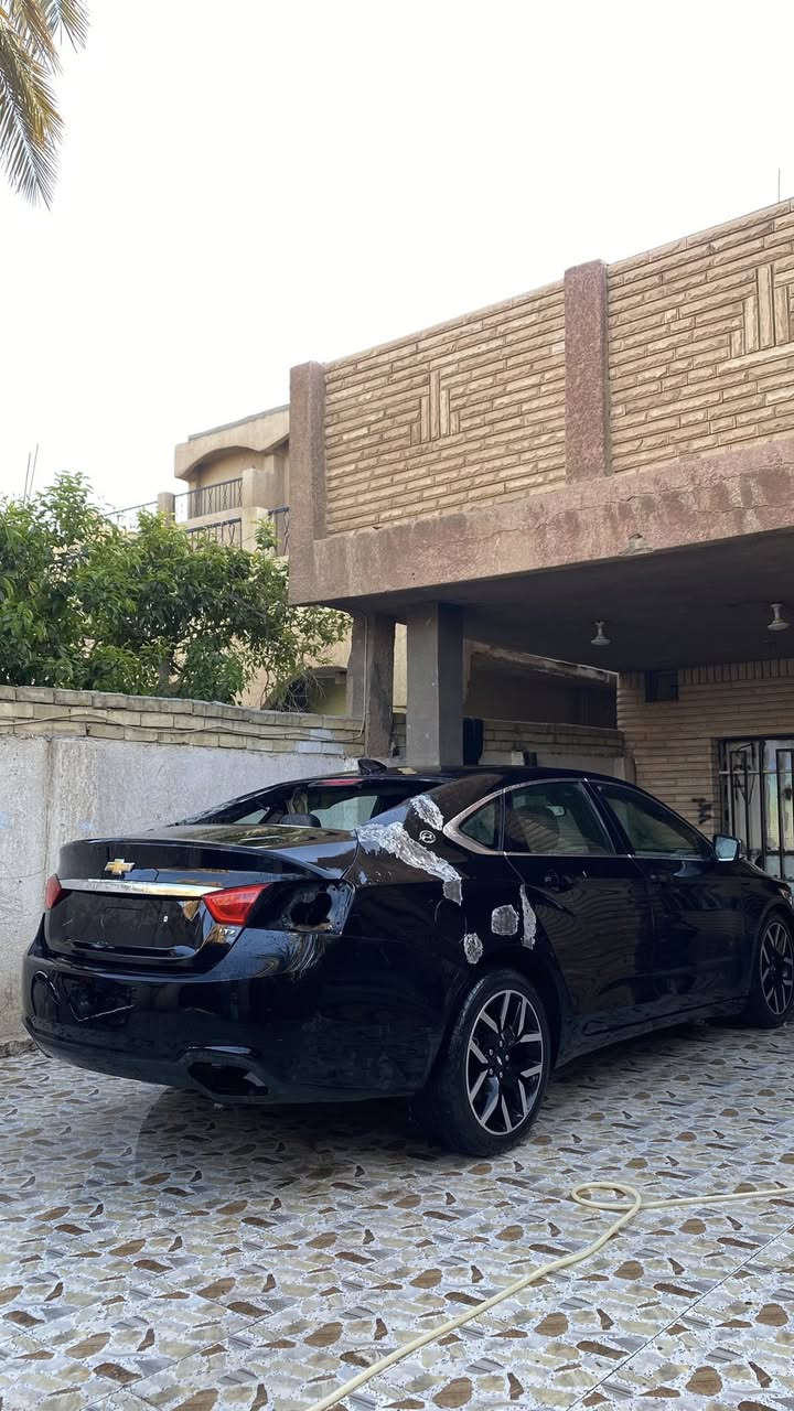 للبيع موديل 2017 بريمير فول موصفات
حادثها خلفي ومصلح عوزها بس صبغ 
سعرها 95 ورقه مكانها كربلاء
***********
