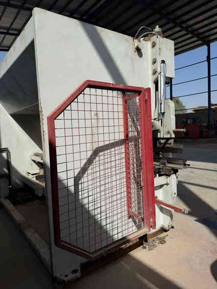 للبيع معواجه دينر تركي ٨ ملم موديل ٢٠١٠ كلش جديده مكاني الفلوجه رقم الهاتف *********** حاج فواز الجنابي رقم الثاني ***********
