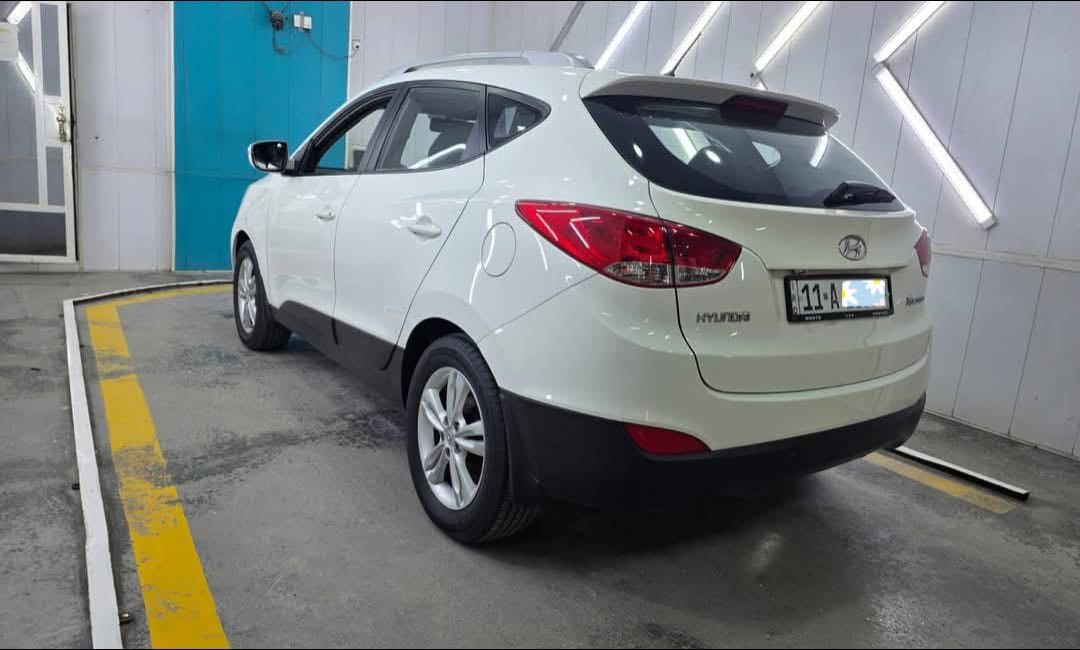 #هيونداي #توسان 2012 زيرررووو #المقدس
🔥🔺🔺🔥
السيارة بحالة الوكالة🙅خليجي 
مكينه 2000 دوش #doch
ماشية 44,968 كم حقيقي ع الفحص
مواصفات معروفة
گير و محرك ع وضع الشركة
حدادية بشرط لوك
تخم تاير اصلي
هزة جديدة ولوحات إنگليزي(الجديد) وسنوية ل 2030
مكان 🔺 بغداد🔺 حي الجهاد📍

الاتصال🔺☎️
***********
ادخل للبيج بي سيارات معروضه 

🟥سعر ✍️👈🔥في التعليق يتم الرد فورا🔥🫡

🟥سعر $ ✍️👈🔥 لە کۆمێنت بنوسە یەکسەر وەڵام 
دەدەیتەوە🫡
———————————
بيع السيارات :: CARS#
👆👆👆👆
لعرض. سيارتك على الصفحه مراسلتنا واتساب

#للبيع - #سيارات - #معارض  - #معرض - #سياره
