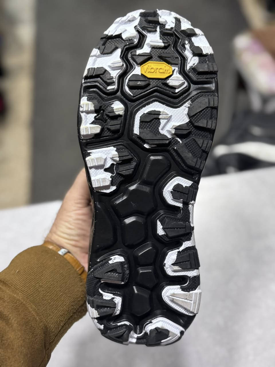 New Balance Fresh Foam X
القياس 42 طول القدم 26
القاعدة فيبرام ضد التزحلق
واتساب 

https://wa.me/message/D3BY6IY4RMI5N1


**إذا كنت صاحب هذا الإعلان وتريد حذفه لأي سبب، رجاءا أرسل رسالة إلى الدعم الفني**