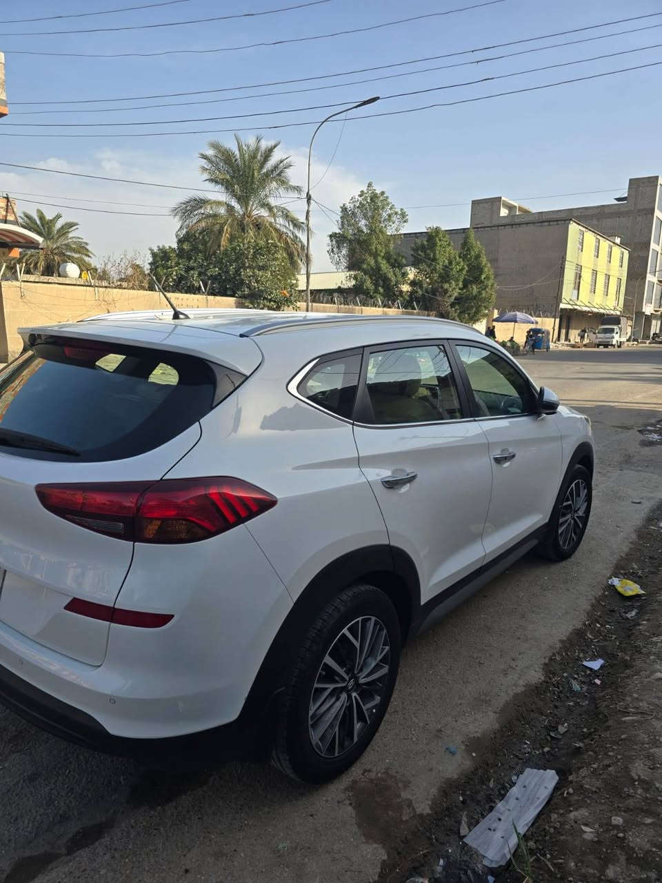 السلام عليكم جميعاً 
رجاءً الشراي يتواصل مع صاحب الرقم 
***********
توسام ٢٠٢٠ خليجي مكفولة عدة بارد بسيط جداً وموضح بالسونار بخشم الجامرلغ الأمامي
مواصفاتها نص مواصفات
السيارة حيل حيل نظيفة وما ناقصها اي شي 
ماشية ٧٨ الف
رقم بغداد تحويل ثاني يوم 
مري شفط 
حساسات امامي خلفي 
تحكمات 
جلد 
بصمة 
جلد 
وبعد بيها هواي مواصفات 

السعر   ٢٠٨ وبيها مجال للشراي 

رقم صاحب السيارة مكلف بالنشر 
***********
متواجد ماسنجر ووتس اب
