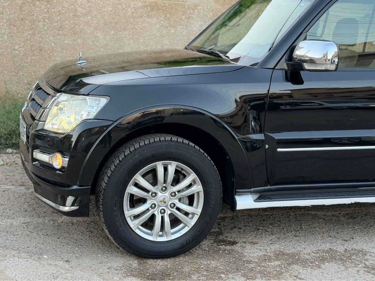 باجيرو حبتور بلاس علامات ذهبية راس الارنب كفاله مكينة 3800

خليجي لون اسود ماشية 88 

مكفولة كفاله عامة صبغ بارد

فتحة سقف

كشنات جلد وكهرباء

داير ايرباك 

فوريل ودبل دفلوك

طخم تاير برجستون 

داخل كلة صاج 

تحكم ستيرن 3 جهات 

شاشة كبيرة وكامرة

دمام بالصندوك

تبريد منفصل 3 قطع ثلج

عزل كامل لطسة

مكينه 6 سلندر 3800 بشرط برغي ممفتوح بيه

ثلاجة 

رقم اربيل بسمي هزة وسنوية جديد

مكاني بغداد 

اعتذر عن المراوس 

بيع فقط 

*********** بغداد, العراق
