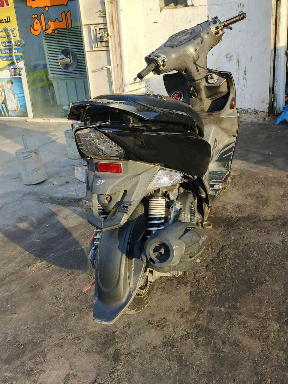سلام عليكم شباب دراجه جي تي ار مكينه معلكه ولف ابيع عل هل حطه لا تكلي شبيه كهربايات كله شغال فقط يحتاجله تجفيت او مكينه سعر 500 وبيه مجال عنوان بغداد جديده ***********
