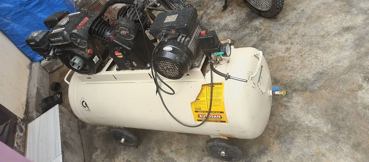 كمبريسر للبيع اخو الجديد بالشرط ماركه ايتوسان تركي سعه 250لتر للبيع سعره 350 ويا صونده طولها 20متر


**إذا كنت صاحب هذا الإعلان وتريد حذفه لأي سبب، رجاءا أرسل رسالة إلى الدعم الفني**