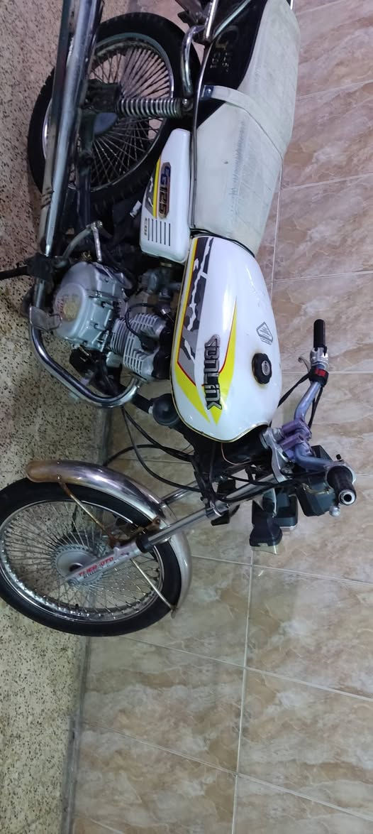 للبيع 350وبي مجال قليل***********
