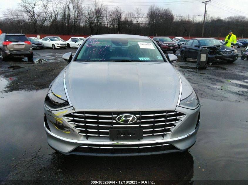 سوناتا هايبرد 2023 ماشية 30
السعر 160
***********
