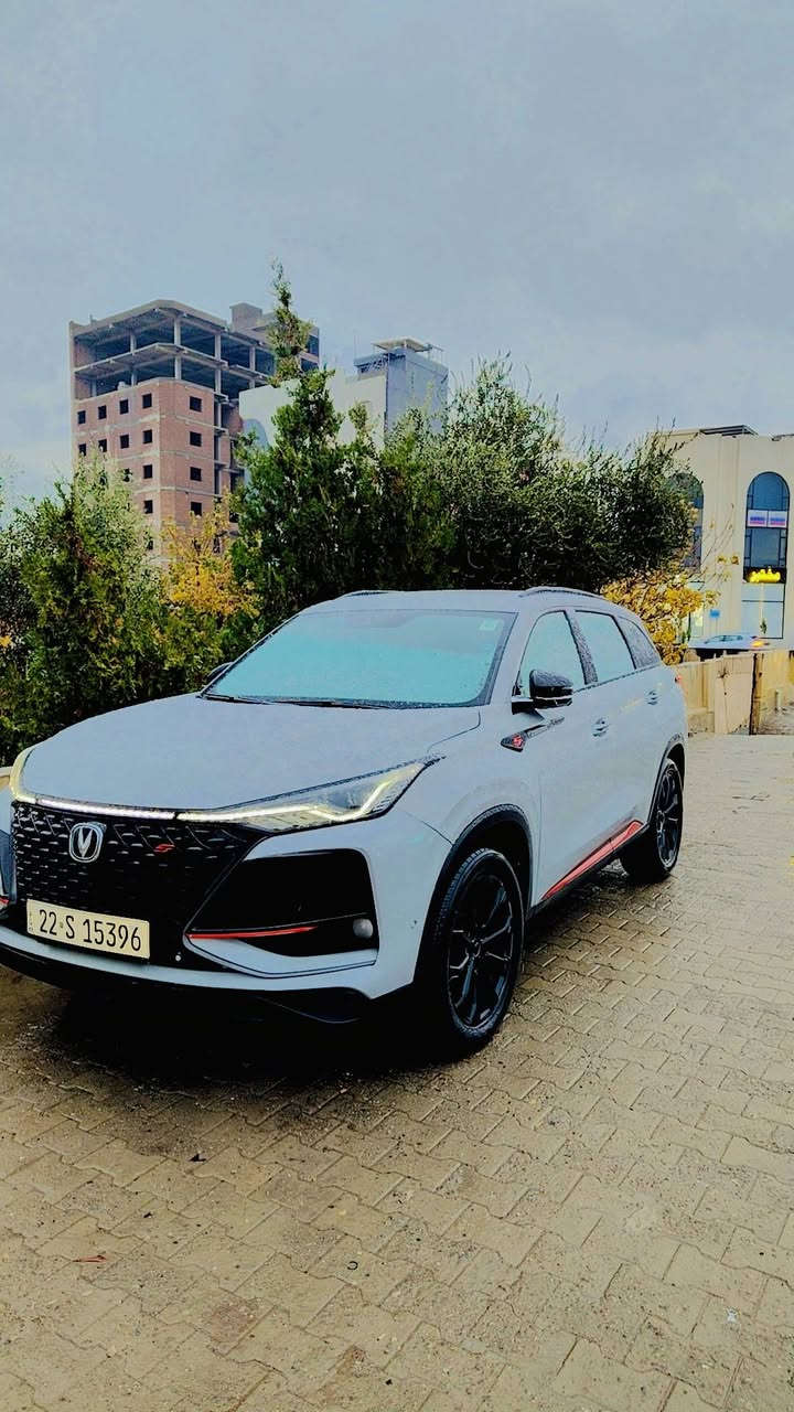 شانجان سي اس ٧٥ بلس-  Changan CS75 Plus
موديل 2022 لون سمنتی رقم شمالي اربیل
 ماشيه 80 كم استخدام قليل 
السيارة تحت ضمان الشركة 
المواصفات :
192.67.32
محرك 2.0 Turbo ،ناقل الحركة  اوتوماتيكي
8 سرعات ايزن ياباني،مصابيح امامية و خلفية ليد،4 كاميرات و 12 حساس امامي و خلفي
مواصفات السيارة :
حمالات سقف،فتحة سقف بانورامية،صندوق خلفي كهربائي (620 لتر)،أنوار ضباب أمامية – هالوجين،كشافات ضباب خلفية،أربع مخارج للعادم،نظام تنبيه عن اقتراب سيارة من الخلف
شاشة معلومات وترفيه بقياس 12 بوصة وشاشة عدادات رقمية بنفس القياس، مع مكبرات صوت عددها 8 سماعات ومكيف هواء متعدد المناطق ومنافذ USB وتدعم المقاعد الأمامية ميزة التهوية. بجانب 6 وسائد هوائية مع عجلة القيادة
أنماط قيادة (عادي – اقتصادي – رياضي)
تحكم بوضعية المقود (يدوي)
التحكم بوضعية كرسي السائق بستة اتجاهات
التحكم بوضعية كرسي الراكب بأربعة اتجاهات
ذاكرة مقعد السائق
عرض محتوى الجوال على الشاشة
مثبت سرعة تفاعلي
ونظام مراقبة النقط العمياء وكاميرا بزاوية 360 درجة وشاشة قفل مركزي ونظام الدخول والتشغيل بدون مفتاح ونظام مراقبة النقاط العمياء ونظام تحذير التصادم الأمامي والخلفي ونظام الحفاظ على المسار وتنبيه الخروج عن المسار ونظام الإضاءة الذكي.
مثبت سرعة متكيف رادار ACC
ثبات الكتروني

فرامل طوارئ ذاتية AEB

مانع انزلاق TCS
مساعد صعود المرتفعات HHC
مساعد نزول المنحدرات HDC
تحذير الاصطدام الأمامي FCW 
حساسات أمامية 
حساسات خلفية
التشغيل بضغطة زر
التشغيل عن بعد
نظام الخرائط
مراقبة ضغط الاطارات TPMS
كشف المنطقة العمياء BSD
تحذير مغادرة المسار LDWS
البقاء في المسار LKAS
بريك الكتروني EPB
أوتو بارك APA
توقف مؤقت أوتو هولد
استهلاك الوقود 13.7 كم/لتر
موبايل ***********
165$ورقە
