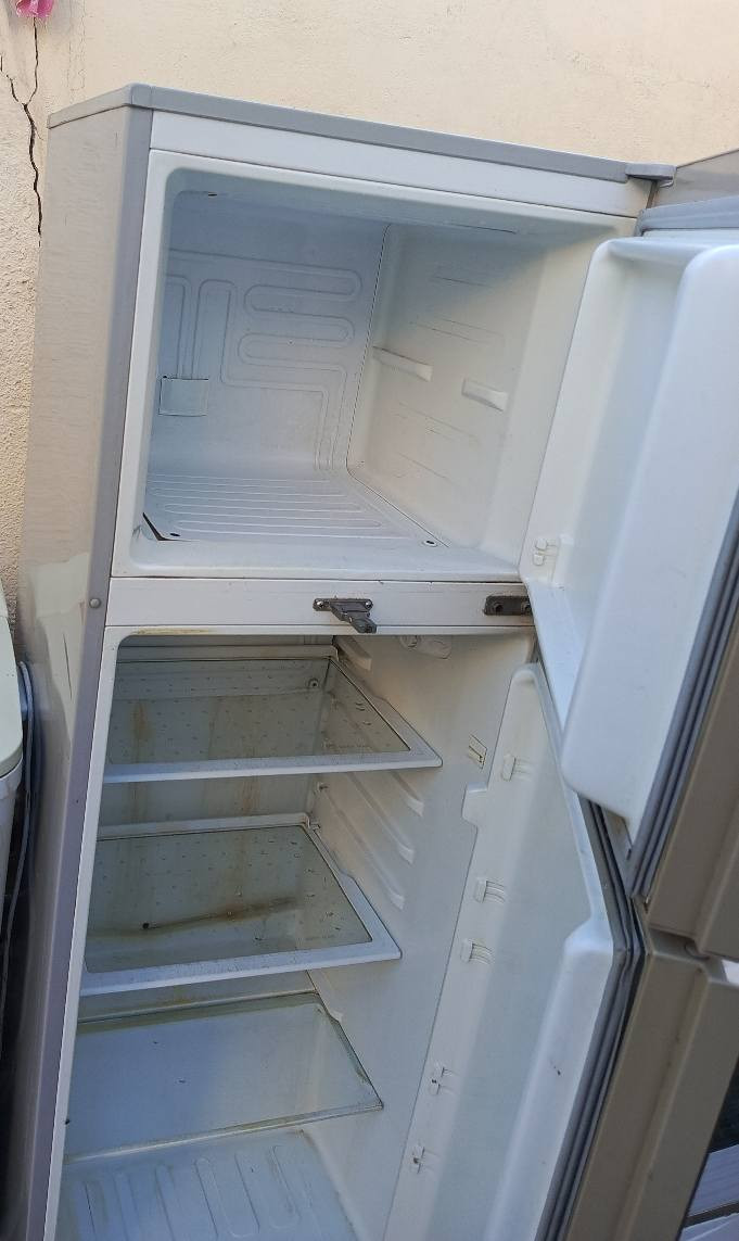 غراظ انظيفات جدآ وسعارهن مناسبه دخل عصور شوف السعار *********** كربلاء, العراق
