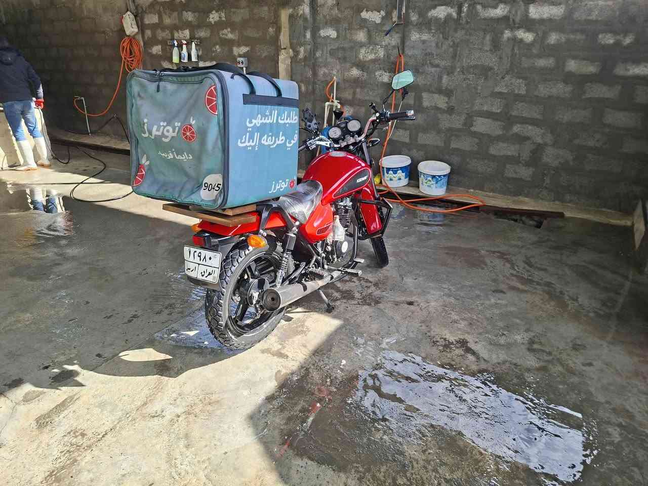 السلام عليكم عندي درجة كي واي تايرات جديد دراجه جديد  اخو صفرماكينه بي شويه بخار شراي يخابر أو رقم ***********
