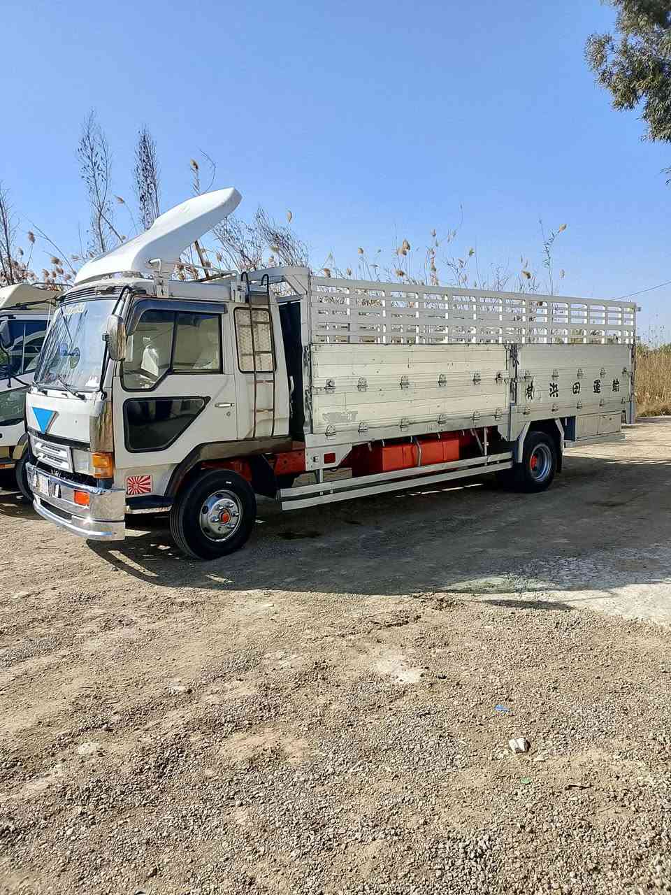 السلام عليكم فوزه سياره جاهزه وحلوه مابيهه اي نقص كبل عمل مكاني كربلاء الحسينيه  السعر. 115.  وبيهه مجال وترهم مراوس مكان كربلاء الحسينيه *********** ***********
