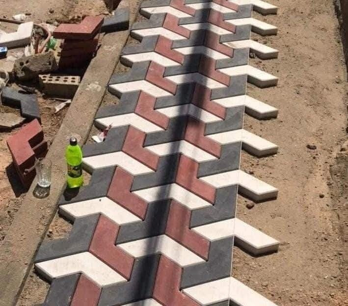 نقدم لكم انواع من النماذج الحديثة للارضيات كافة ولتزيين الحدائق والطرقات .
اختصاص في أي موقع في العراق.
يوجد توصيل لكافة محافظات العراق.
 وتتوفر لدينا عروض للكميات الكبيرة وخصومات للشركات وللمجمعات السكنية
للأستفسار أكثر يرجى الاتصال على الرقم ***********
يوجد لدينا كادر عمل  كرستة وعمل خلفات
