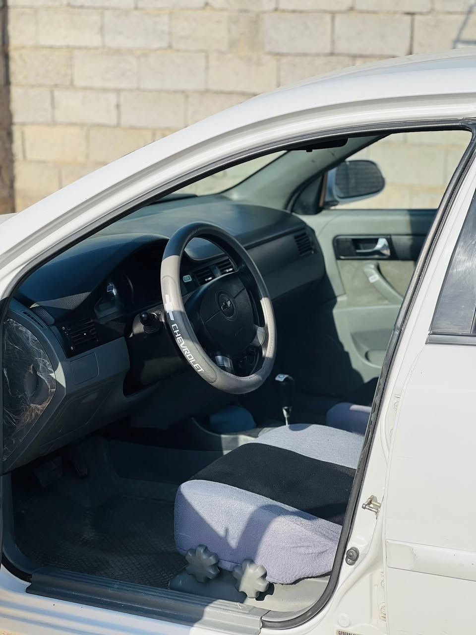 السلام عليكم اوبتر موديل 2012 رقم بغداد السياره جاهز ضررها قطعتين صبغ جامرلغ خلفي امامي محرك كير صدر تايرات كفاله تحويل ثاني سعر 80 يوم مكان السياره ديالئ الخالص (***********)
