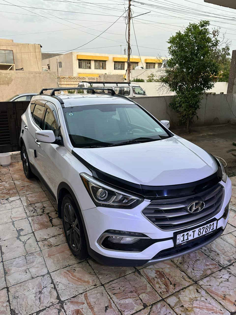 السلام عليكم
سنتافي للبيع ٢٠١٧ أمريكي بدون ايرباك بدون معجون حادث جدآ بسيط خلفي فقط  ماشية ٥٩ الف فول مواصفات عدة الفتحة
دينار ماتذب عليه
مكان سيارة بغداد جسر ديالى منطقة الكرغولية 

تحويل مباشر شرط في دائرة مرور ملعب الشعب الان دوامي قريب عليه
السونار موجود
السعر قفل ١٥٠

***********

***********
