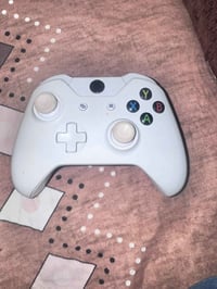 اكسسوارات إلكترونية • إلكترونيات