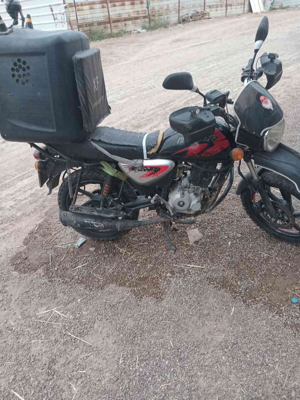 بوكسر للبيع ب واحد وسبعمية وبيهة مجال ***********واتساب فقط
