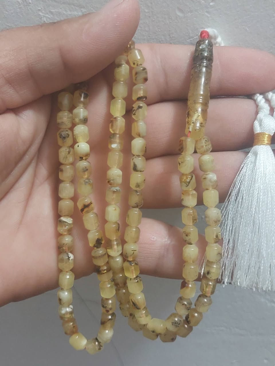 كهرب بولوني ١٠١   حجم  ٦.٥ ×٥.٥ ملم وزن ١٦ غرام  سعره ٣٥ مع توصيل


**إذا كنت صاحب هذا الإعلان وتريد حذفه لأي سبب، رجاءا أرسل رسالة إلى الدعم الفني**