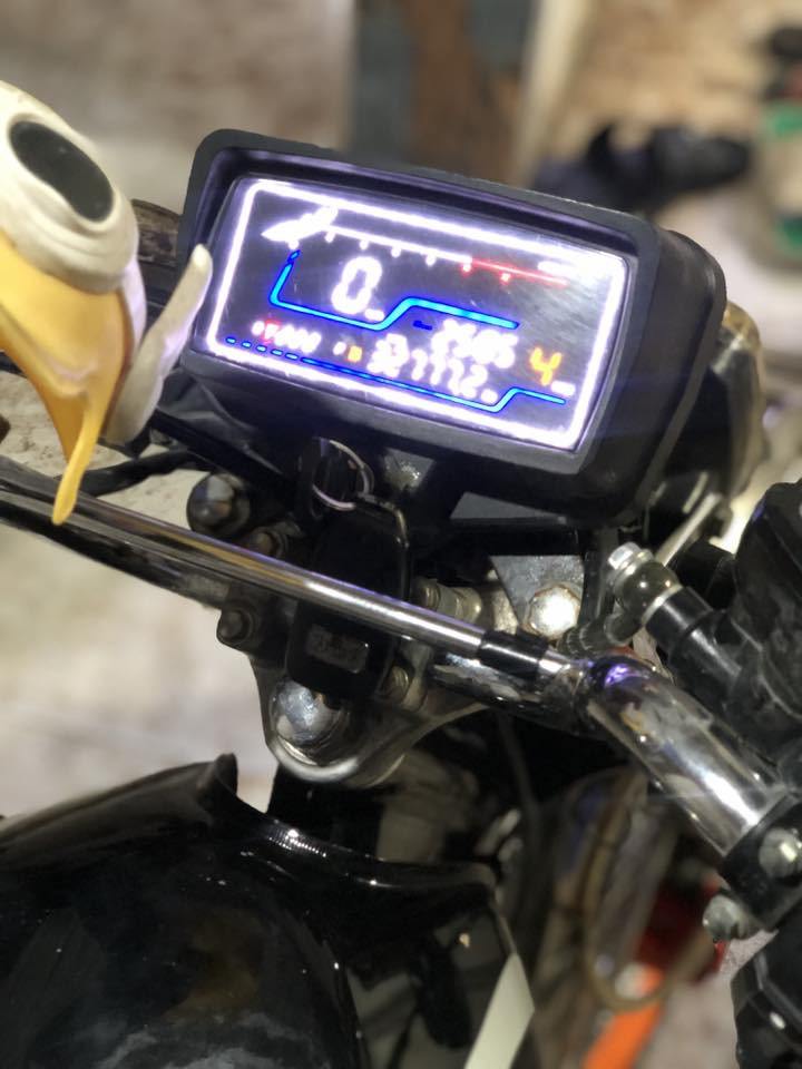 سلام عليكم ماطور للبيع سونيك 4كير مامفتوح الصوت لا صرف موديل 25سعره 475رقم موبايل ‭0787 763 7458‬
