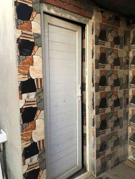 السلام عليكم عندي قراض مستخدمه سقفيه حديد وثلث توانكي ومقسله وكيزر وحديد فوك الباب الحوش وباب حوش وبوب بلاستك البيع وبيع مستعجل المكان الحي العسكري رقم الهاتف والخاص مفتوح *********** ابيع شلع 500 وبيهن مجال الشراي
