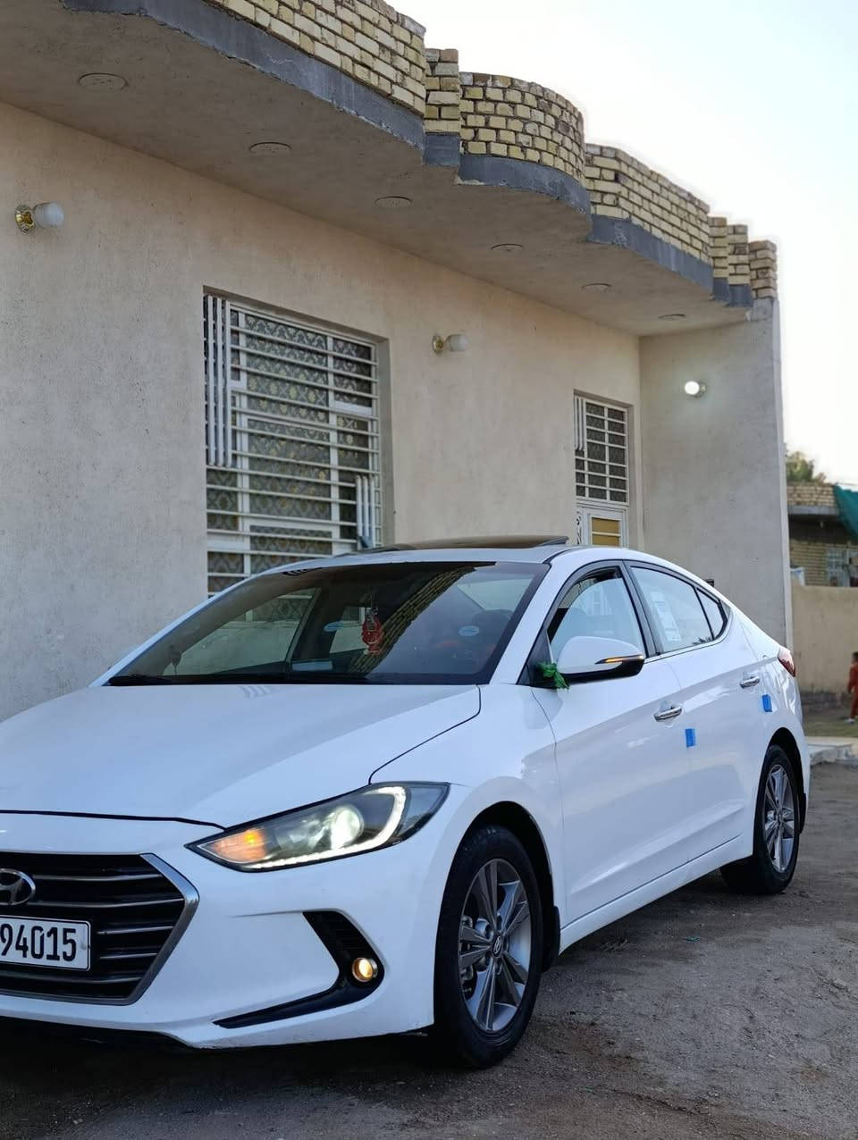 السلام عليكم النترا موديل 2017 رقم بصره الجديد بسمي وارد خليجي كفاله عامه ضربه تبديل صبغ وبارد كفاله حته الدعاميات السياره فول مواصفات فتحه سقف شاشه وكامره حساسات أمامية وخلفية مانع انزلاق تحكم استيرن اشاير بل مرايه مرايات شفط دواخل لونين وباقي المواصفات المعروفة محرك 2000 دوشه السياره جاهزه مكينه كير حداديه تخم تاير تبريد قطعتين السياره جاهزه ماشيه 100 استخدام شخصي مال موضف من الدوام للبيت ما متعوبه مكاني ناصريه السعر 147 وبيها مجال للشراي للاستفسار الاتصال على الرقم ***********
