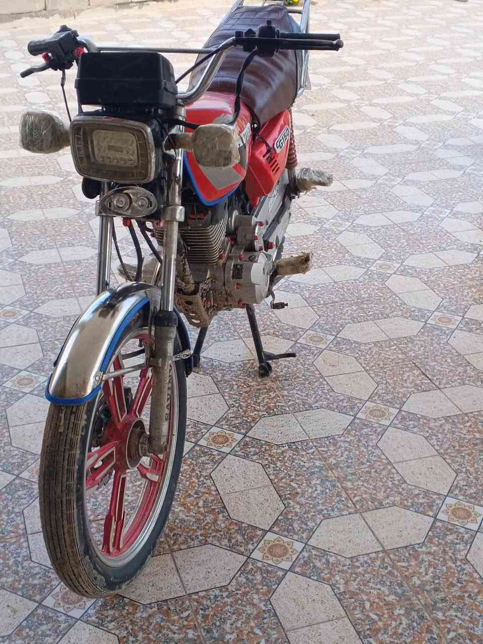 ،
*********** موتور 20 والسعر خاص
