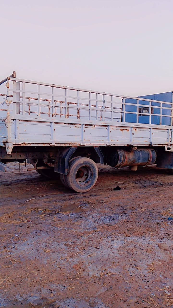 سلام عليكم داينه اللبيع نتصال علئ هاذ رقم (***********)
