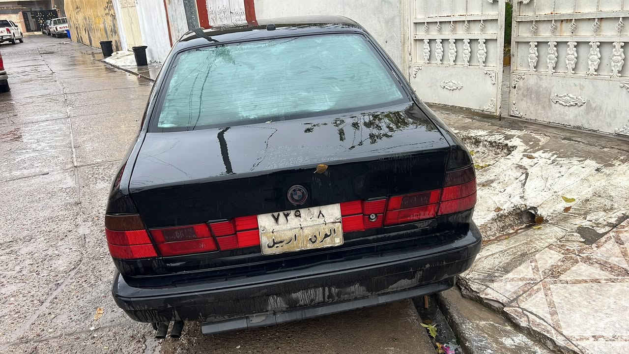 بو فروشتن 520كير عادي 93 تبريده بيش كه وريه مه كينه سمسه  تيبيني  1420000 هه زار غرامه له سه ره سعر 48 ورقه يه ليدان جاملغي دواوه ي سايق ليداني هه يه بي ناو كرتن له كه ل جسري راديته ي برايته وه 
تكايه مشتري ني تيل مه كه 
***********
