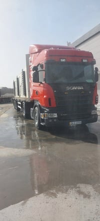 سكانيا موديل ٢٠٠٦ للبيع باسمي  للتواصل 07713133887
