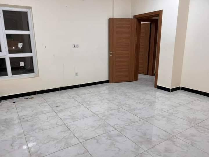 مشتمل طابق أول للأيجار بناء حديث في مجمع الأمل2 يحتوي على 

2 غرف منام صاله مطبخ صحيات 

للأستفسار الأتصال على الأرقام التاليه 
***********
*********** واتساب 

أو مراجعة مكتب عقارات ابو يوسف الواقع في حي الخضراء شارع معهد النفط قرب مطعم سيد صباح الياسري 

كما نستقبل جميع عروضكم وطلباتكم التجاريه والعقاريه
