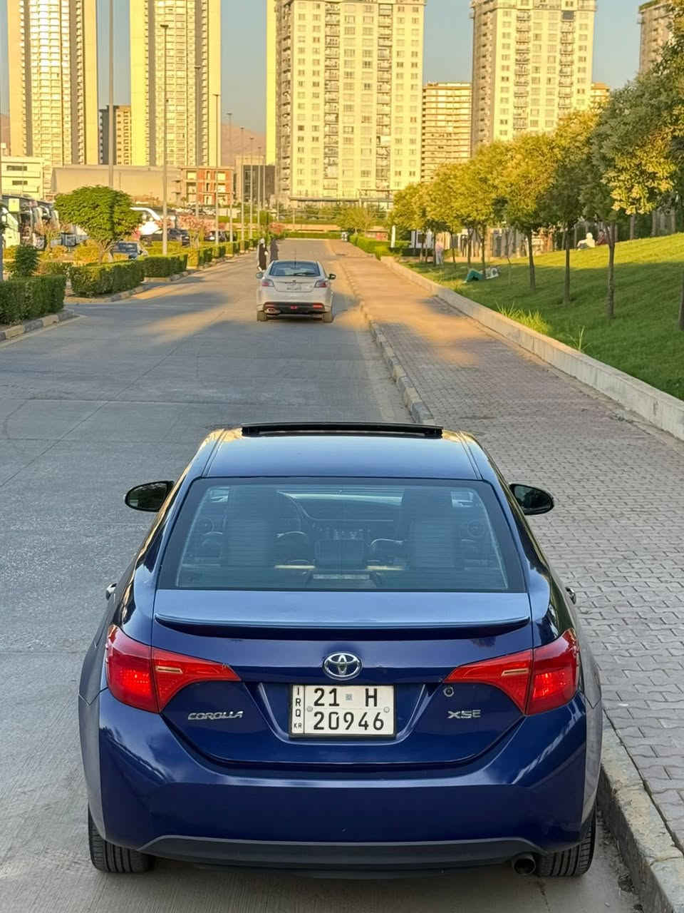 السلام عليكم ورحمة الله وبركاته
‏‎       ——— لـلـبـيع  ———

تويوتا كورولا.        — Toyota Corolla

‏‎وراد أمريكي.          —  ايرباك سليم  

‏‎الموديل                —  2018  

فئة                       —  XSE   

حجم المكينه         —  V4/1800 

‏‎اللون                     —  ارزق / جويتي    

المسافه المقطوعه —  58.000km 

حالة السياره.    — صبغ ((جاملغات خلفيه - الصندوق))

‏المواصفات 
-كشنات جلد - مخمل 
-كشنات تدفئه 
-كشنات تبريد 
-شفتات ستيرن 
-ستيرن تدفئه 
-فتحة سلايد 
-ليد نهاري 
-شاره بالمرايه 
‏‎-شاشه كبيره تدعم نظام الأبل كار باي ونظام الاندرويد 
‏‎-كرسي السايق  بحركه كهربائيه 
‏‎-تبريد منفصل 
‏‎-تحكم ستيرن جهتين 
‏‎-تحديد سرعه 
‏‎-مانع انزلاق 
-رادار امامي 
‏‎-تحديد مسار 
- تنبيه ما قبل الاصطدام
‏‎-كامره خلفيه
‏‎باقي المواصفات المعروفه 

‏‎السعر            — 127$

رقم السياره    — السليمانيه  

‏‎موقع  السياره — السليمانية
الاستفسار _ *********** متوفر واتساب
