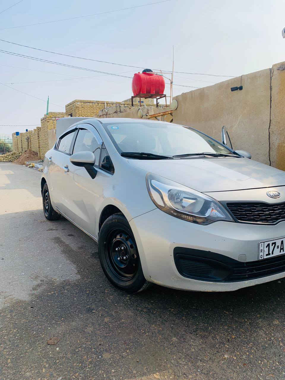 السلام عليكم كيه ريو خليجيه للبيع موديل ١٣ بيه رشه صبغ جه السائق بدون ضربه محرك 1600 العنوان السماره قضاء الخضر السعر 85قفل خاص ماجاوب اتصال فقط ***********
