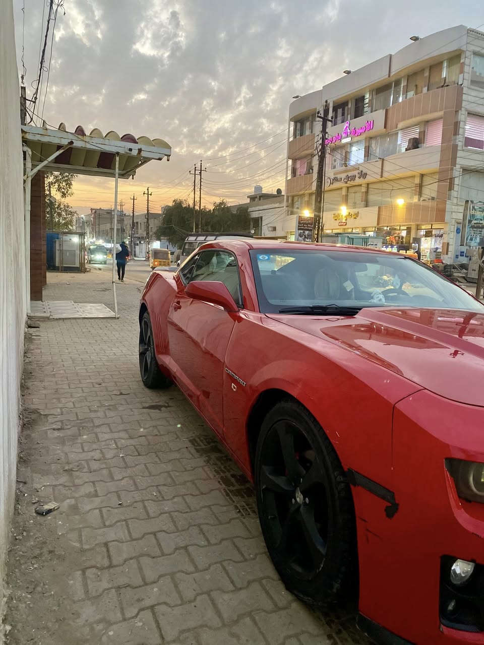 سلام عليكم ورحمة الله وبركاته كمارو موديل٢٠١٣ سياره تحكم ستيرن شاشه جبيره ستتم سماعات وباقي مواصفات معروفه سياره رقم بغداد ب اسمي تحويل ثاني يوم بيه صبغ جاملغين الامامي وبارد ب بنيد وبيه خشم شاصي  فقط خشم  بيه نواقص بسيطه مكان سياره بغداد زعفرانية معروضه86وبيه مجال بسيط ***********
