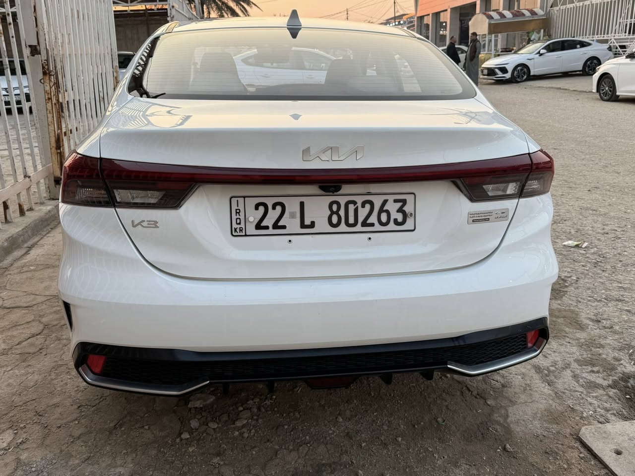 كي 3 
موديل 2024 فول مواصفات داخل بيجي يدة نيكل تبريد قطعتين 
للتواصل ***********
ملاحضة / السيارة بيها كرت بالجاملغ الامامي مقدر اقل الشبر 
السعر 138 قفل مكانها نجف .
