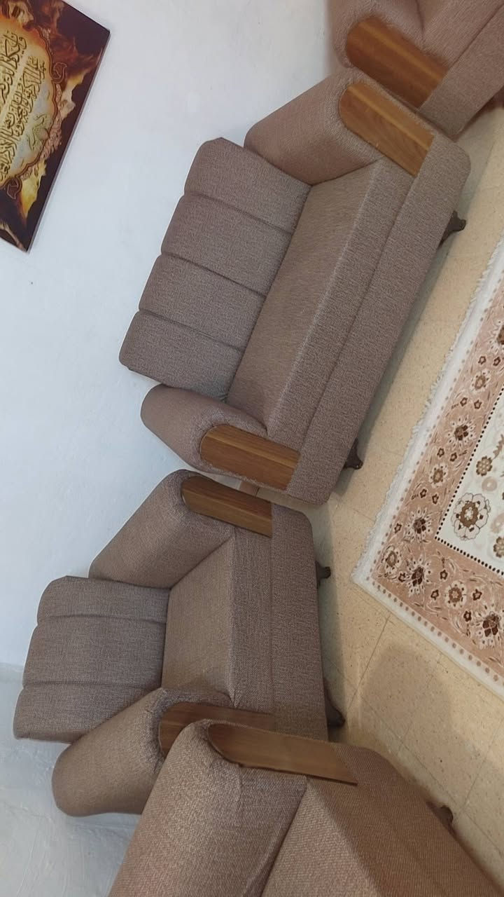 تخم جديد 10 مقاعد صار شهر من مشتري ب450 ويردو ب300 مستعجلين ع بيعته عدهم ضرف


**إذا كنت صاحب هذا الإعلان وتريد حذفه لأي سبب، رجاءا أرسل رسالة إلى الدعم الفني**