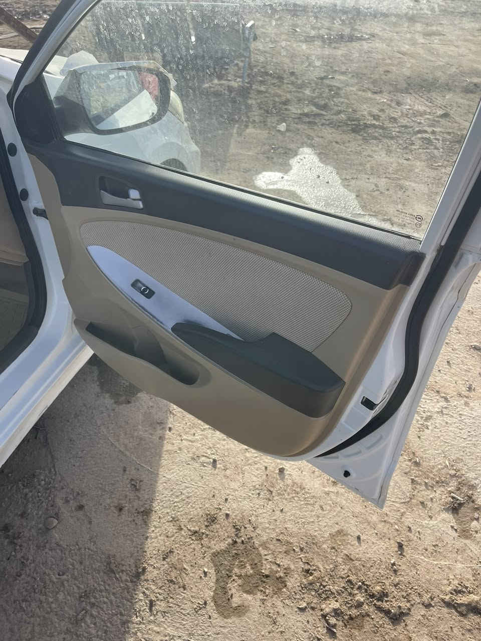 هونداي اكسنت خليجي موديل 2012 رقم بابل مشروع

وطني بدون صبغ بدون تبديل

مكينه 1600

تجوه كشن سايق

داخل عسلي

مكينه جديده حاويه 

اشاير مر

جاهزه السياره من كلشي

 مكاني دوانيه
***********

السعر 100
