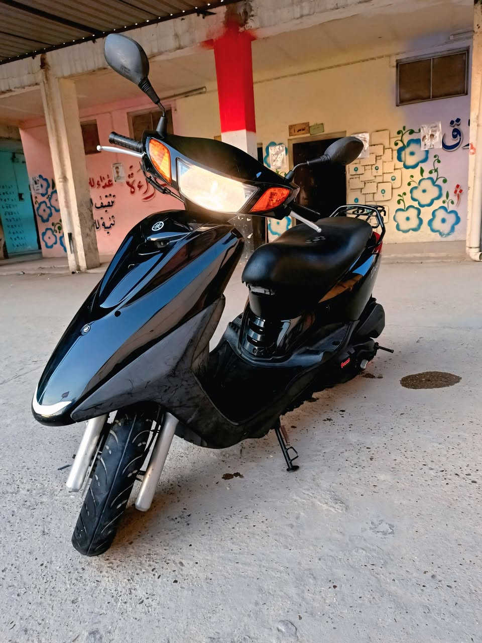 سلام عليكم
دراجة اكزز رمبه زيرو ماشية 3 الأف حقيقي. 

الدراجة كُلها بلادي ومابيها اي نقص، الدراجه رمبه ما ماشية. 

كلجات بلادية و دبلات بلادية والكفرات بلاديه. 

كلشي بيها شغال تاخذها ماتصرف عليها ربع دينار. 

العنوان بغداد الحرية. 

سعرها: 11 ورقة.

الميعرف بيهن لحد يكسر بيها ولتكلولي اروح اشتري مال رمبه احسن لان هيه هاي مال رمبه وتحياتي ♥️

للأستفسار اكثر:  ***********
